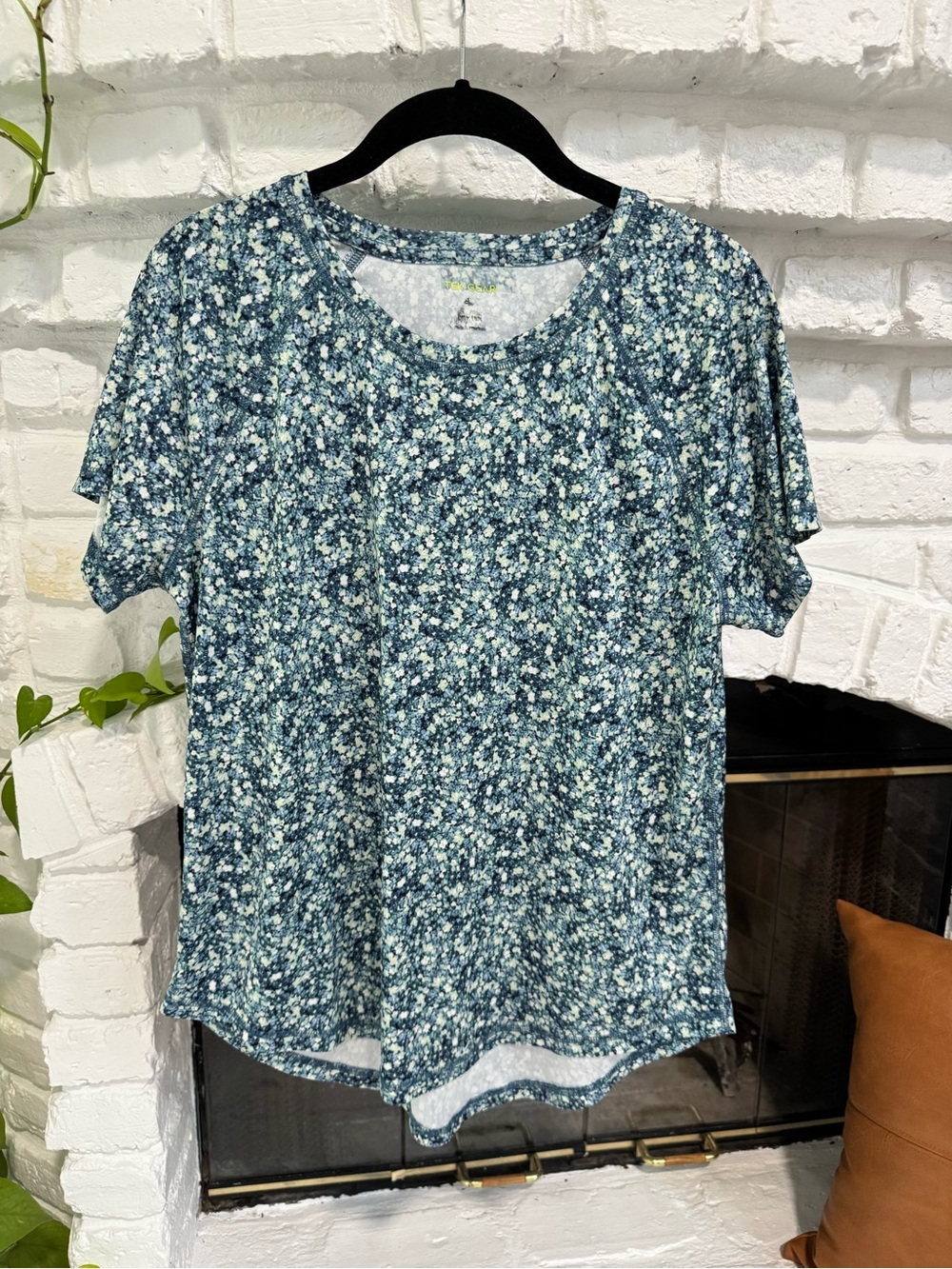 Women’s Floral Athletic Tee